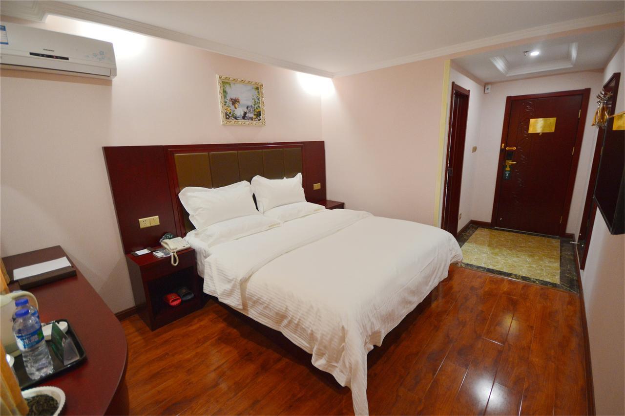 Greentree Inn Guangdong Jieyang Bus Terminal Station Ronghua Avenue Business Hotel Экстерьер фото